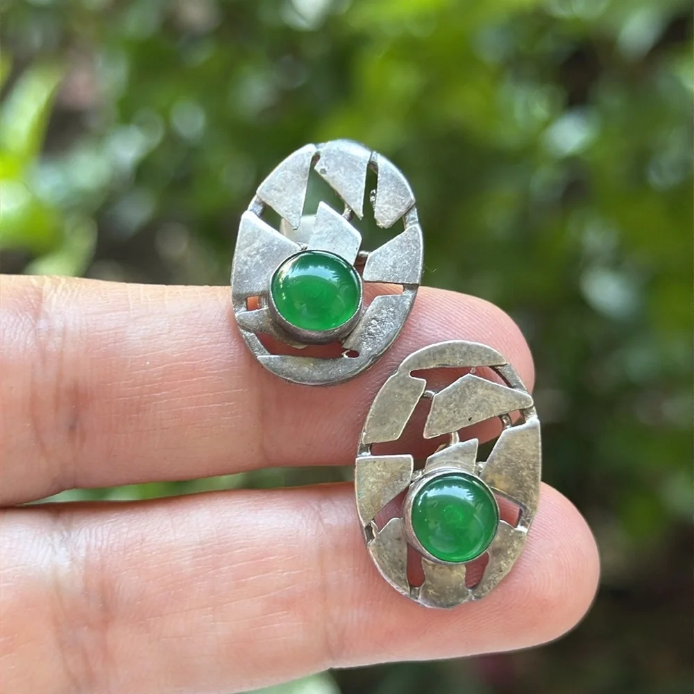 Vintage Silver and Jade Cufflinks - Picture 15 of 17